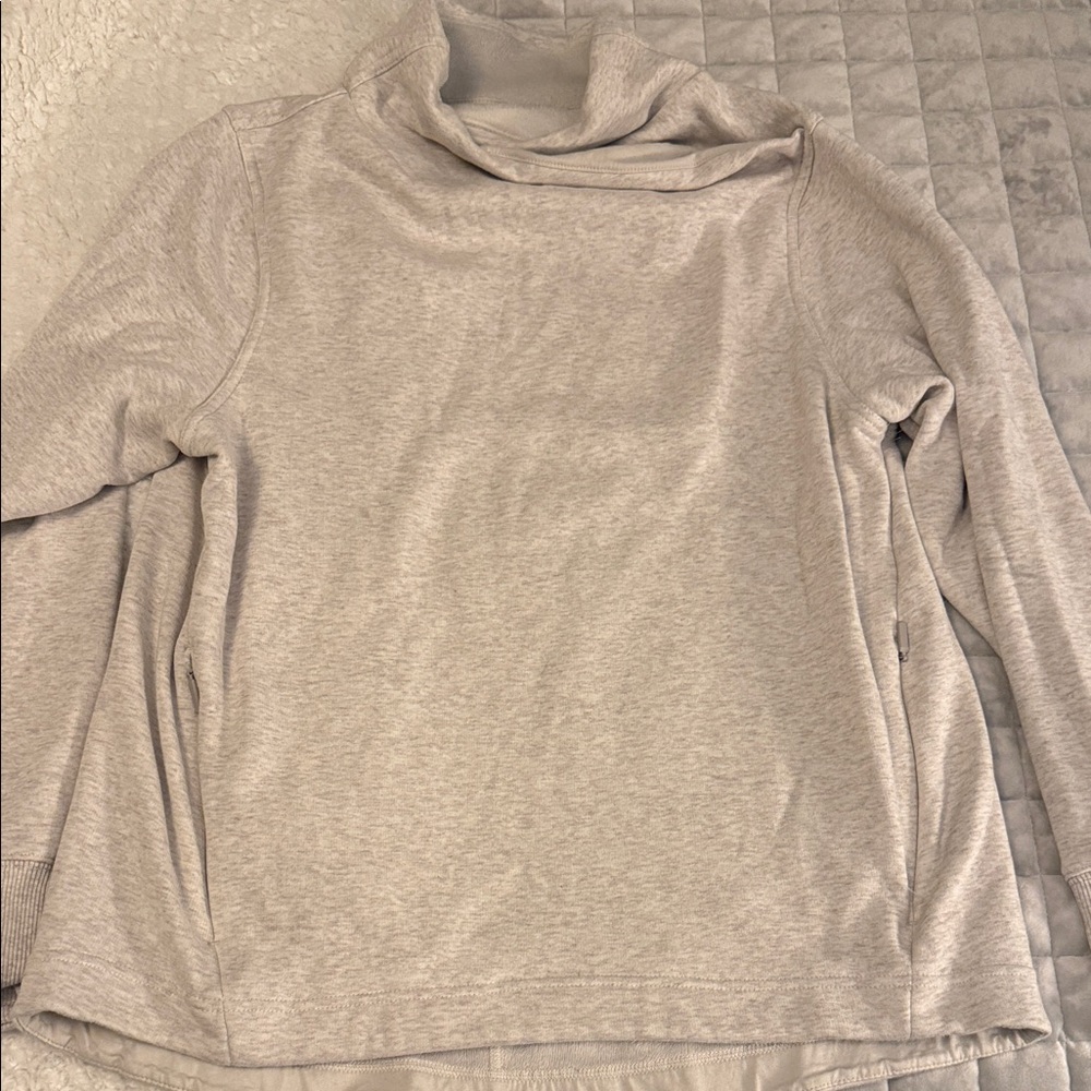 Athleta Gray Women's Sweater size L